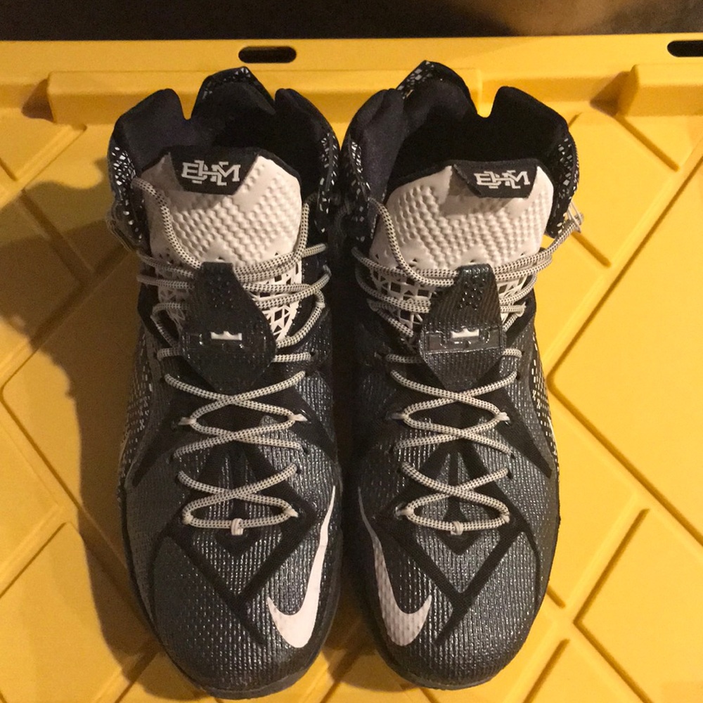 Nike LeBron 12 BHM 2015